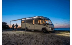 Fiamma F80L 450 Markise Gehäusefarbe Titanium Tuchfarbe Royal Blue 450 Cm -Zeltserien Laden 804113 5265611